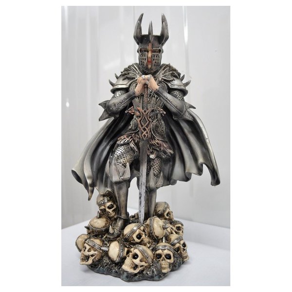 Figurine médiévale chevalier noir.